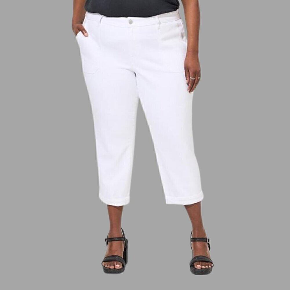 Torrid Crop Boyfriend Straight Vintage Stretch Mid-Rise Jean Optic White 10 EUC